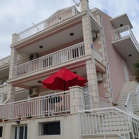 Apartments Gabi I Kate *